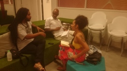 Reunião com Thaís Rosa e Negalê Jones no LabSonica